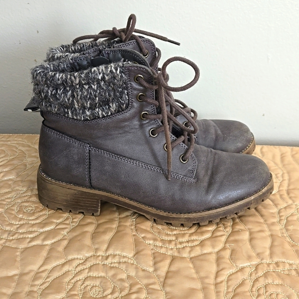 Girls Gray High Ankle Boots